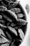 iluris Lab Rankų ir kūno gelis &ndash; Imbieras ir dūminis kardamonas 490 ml