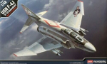 Klijuojamas Modelis Academy 12323 USN F-4J VF-102 Diamondbacks 1/48