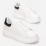 Laisvalaikio batai moterims, balti