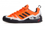 Žygio batai vyrams Adidas IE6902, oranžiniai