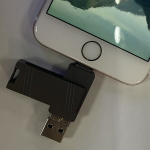USB laikmena USB atmintinė nuotraukoms telefonams, Juoda