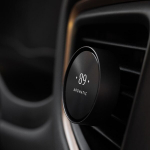 Prisegamas automobilio oro gaiviklis Dore