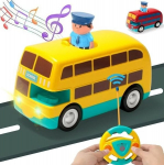 Radijo bangomis valdomas autobusas su valdymo pultu