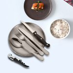 Turistiniai puodai, indai, stalo įrankiai,CampingMessKit: Kelionių sidabro reikmenų rinkinys dėkle &ndash; ne&scaron;iojami stalo įrankiai stovyklavimui, valgymui keliaujant, auksiniai