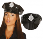Policijos kepurė su ženkleliu
