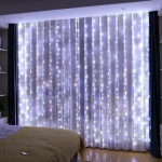 Kalėdinė girlianda užuolaida, 300 LED, 3x3m