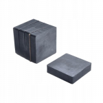 Feritinis plok&scaron;telinis magnetas Mpł 40x40x10 F30, 10 vnt. komplektas