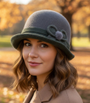 Moteri&scaron;ka skrybėlė "cloche" su lankeliu Agrafka, unisize