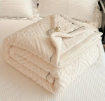 Mink&scaron;ta flanelinė antklodė 150x200 cm