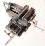 Rankinis slankiojantis kryžminis spaustuvas 125 mm