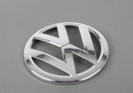 VW GOLF MK7 13-17 priekinės grotelės VW emblema chromuota originali 5G08536012ZZ