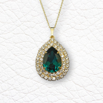Kaklo papuo&scaron;alas moterims DiamondSky "Jasmine (Emerald)" su Swarovski kristalais