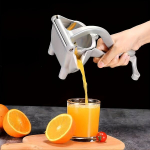 Rankinė citrusinių sulčiaspaudė