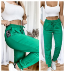 Medvilninės laisvalaikio kelnės moterims Simple, žalios