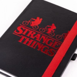 Užra&scaron;ų knygutė Stranger things Cerda, juoda