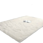 Ypač mink&scaron;tas baltas pūkuotas kilimas kambariui, 180 * 250 cm / 71 * 98,4 colio