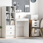 Minimalistinis ra&scaron;omasis stalas Balta Medienos drožlių plok&scaron;tė
