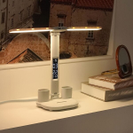 Dviguba LED Stalventė su USB Maitinimu