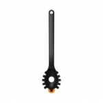 Fiskars makaronų &scaron;auk&scaron;tas Functional Form, juodas