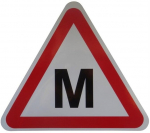 Lipdukas automobiliui M raidė