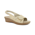 &Scaron;lepetės moterims "Inblu" 26000086 sand