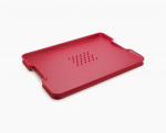Joseph Joseph Cut&Carve&trade; Plus daugiafunkcė pjaustymo lenta &ndash; raudona