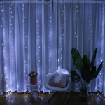 LED užuolaidinės lemputės su pulteliu