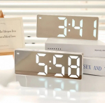 I&scaron;manusis elektroninis LED Laikrodis, limited edition