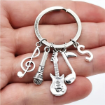 Muzikos Mėgėjo Raktų Pakabukas su Mikrofonu, Gitara ir Natomis, K