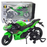 Metalinis sportinio motociklo modelis su &scaron;viesos ir garso efektais, 1:12, žalias
