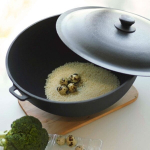 Ketaus Kazanas Wok 8 l su aliuminiu dangčiu T405C2