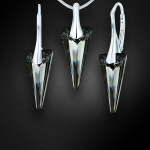 Sidabrinis papuo&scaron;alų rinkinys moterims DiamondSky Spike Silver Night su Swarovski kristalais