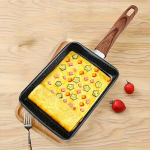 Nelipnus Tamagoyaki japoni&scaron;kas omleto keptuvė su medžio rankena
