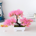 Dirbtinis bonsai medelis mažame vazone namų dekorui.,  &Scaron;viesiai rožinė