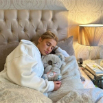 Raminantis koala lokys, mieganti ūdra, nerimą mal&scaron;inanti koala, kvėpuojanti ūdra, ne&scaron;iojamas pliu&scaron;inis žaislas su muzika &ndash; tobula