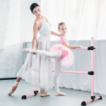 Costway baleto juosta Baleto baras Baletas / Stretch Barre auk&scaron;tis Reguliuojamas mobilus rožinis 123 x 71 x 119 cm