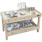 Medinis lauko virtuvės stalvir&scaron;is