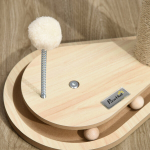 Kačių drebučiai kačiukams su žaislais, kamuoliukų takeliu, kamuoliuku su spyruokle, 35 cm x 23 cm x 40 cm, natūralūs