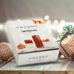 Fresso Mini Christmas Box Snow Pearl kvepalai 50ml + medinis pakabukas