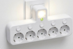 &Scaron;akotuvas įjungiamas į elektros lizdą su LED lempute, 5 lizdai, 8625L, baltas
