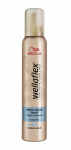 Apimties suteikiančios plaukų formavimo putos Wellaflex Instant Volume Boost Strong Hold 200 ml