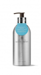 Du&scaron;o gelis Molton Brown Coastal Cypress & Sea Fennel 400 ml Gaivus jūrinis aromatas