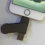 USB laikmena USB 3.0 Flash laikmena su Lightning,  Juoda