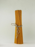 Suktos bčiių va&scaron;ko žvakės Medaus spaslvos 30 vnt 0,9x25 cm