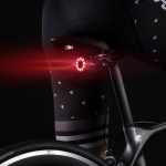 Galinė dviračio LED lempa su micro USB, raudona &scaron;viesa, 5 režimai, juoda