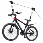 Dviračių laikiklis, pakeliamas į lubas