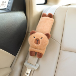 Pliu&scaron;inis ūdra automobilio diržo pagalvėlės dangtis žaislas., Capybara automobilio pečių dėklas