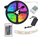 LED juosta RGB 2835 su pultu