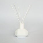 Balto opalo stiklo buteliukas namų kvapui, Stella