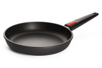 Pusiau gili liejinio keptuvė WOLL Nowo Titanium Induction 1526ILBR